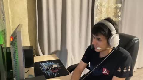 Snapshot of vialeras chatting on 24, 9, 2025 vialeras online show from 24, 9, 2025