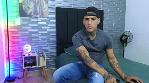 Snapshot of vicctorzc chatting on 28, 1, 2025 Victor cardenas online show from 28, 1, 2025