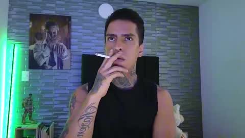 Snapshot of vicctorzc chatting on 21, 2, 2025 Victor cardenas online show from 21, 2, 2025