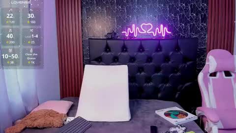 Snapshot of vichy_evans chatting on 28, 1, 2025 Vichy Everyday From 1400 to 2130 Col Time online show from 28, 1, 2025