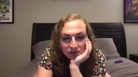 Vicki Stockings online show from 16, 9, 2025