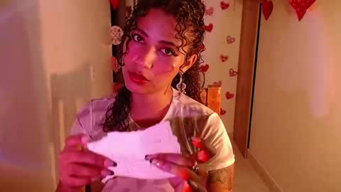 Vicky  online show from 21, 2, 2025