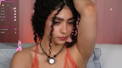 vicky_curly online show from 6, 10, 2025