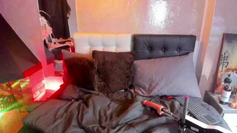 Vicky online show from 15, 4, 2026