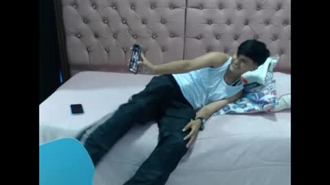 Snapshot of vicky_wel chatting on 11, 6, 2026 Victoria y Danniela online show from 11, 6, 2026
