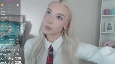 Snapshot of vickyfuckingdoll chatting on 5, 3, 2026 vickyfuckingdoll online show from 5, 3, 2026