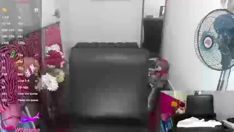 Snapshot of vickysexyx chatting on 10, 9, 2025 Valentina online show from 10, 9, 2025