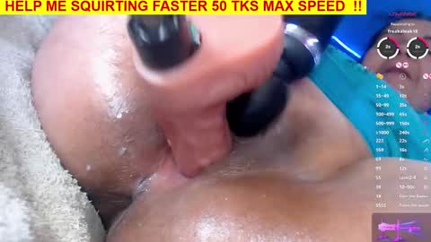 Snapshot of vickytera777 chatting on 13, 11, 2025 vickytera777 online show from 13, 11, 2025