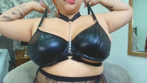 Victhoria red online show from 2, 3, 2026