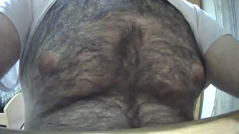 Snapshot of victorhume chatting on 1, 11, 2025 VictorHume online show from 1, 11, 2025