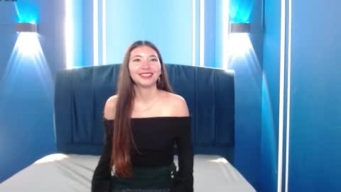 Snapshot of victoria017 chatting on 9, 11, 2025 Victoria online show from 9, 11, 2025