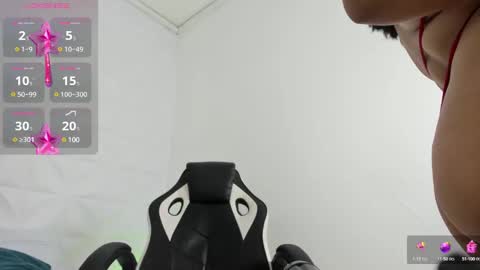 Snapshot of victoria18x chatting on 24, 12, 2024 Victoria online show from 24, 12, 2024