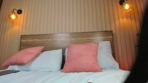 Snapshot of victoria18x chatting on 4, 2, 2025 Victoria online show from 4, 2, 2025