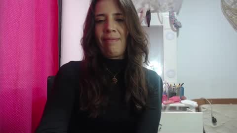 Hi guys   Im victoria  Be the one who can control me in PVT online show from 23, 1, 2025