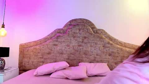 Snapshot of victoria_adams14 chatting on 21, 9, 2025 Victoria for you online show from 21, 9, 2025