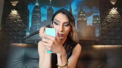 Snapshot of victoria_badgal chatting on 13, 11, 2025 Victoria online show from 13, 11, 2025