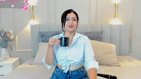 victoria  online show from 5, 11, 2025