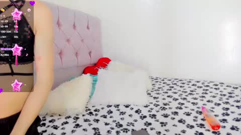 Snapshot of victoria_kastelo chatting on 16, 12, 2024 Victoria online show from 16, 12, 2024