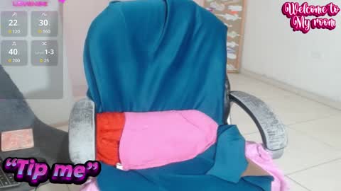 Snapshot of victoria_miler chatting on 5, 12, 2024 VICKY online show from 5, 12, 2024