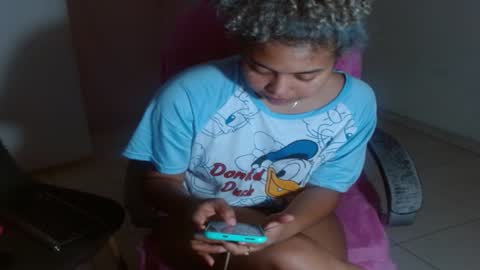 Snapshot of victoria_miler chatting on 22, 12, 2024 VICKY online show from 22, 12, 2024