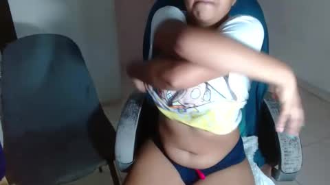 Snapshot of victoria_miler chatting on 29, 1, 2025 VICKY online show from 29, 1, 2025