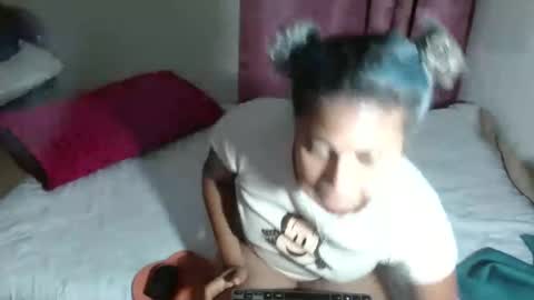 Snapshot of victoria_miler chatting on 6, 2, 2025 VICKY online show from 6, 2, 2025