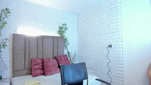 Victoria   Everyday From 1400 to 2130 Col Time online show from 12, 1, 2025