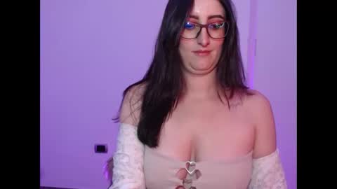 Snapshot of victoria_riider chatting on 10, 12, 2024 Victoria online show from 10, 12, 2024
