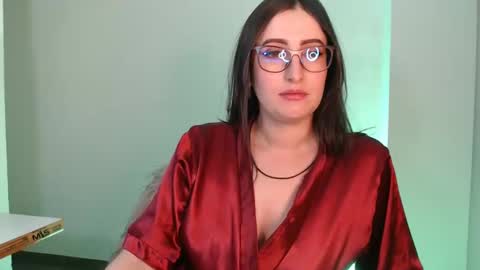 Snapshot of victoria_riider chatting on 4, 1, 2025 Victoria online show from 4, 1, 2025