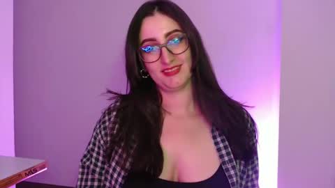 Snapshot of victoria_riider chatting on 16, 1, 2025 Victoria online show from 16, 1, 2025