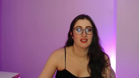 Snapshot of victoria_riider chatting on 21, 1, 2025 Victoria online show from 21, 1, 2025