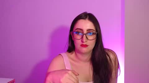 Snapshot of victoria_riider chatting on 28, 1, 2025 Victoria online show from 28, 1, 2025
