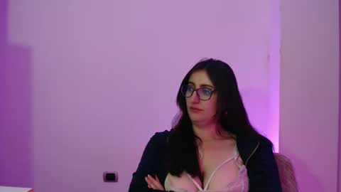 Snapshot of victoria_riider chatting on 12, 3, 2025 Victoria online show from 12, 3, 2025