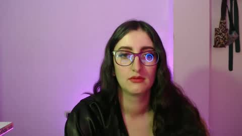 Snapshot of victoria_riider chatting on 10, 9, 2025 Victoria online show from 10, 9, 2025
