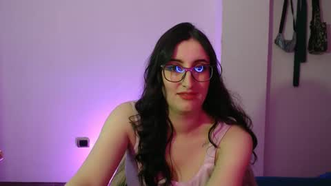 Snapshot of victoria_riider chatting on 17, 9, 2025 Victoria online show from 17, 9, 2025