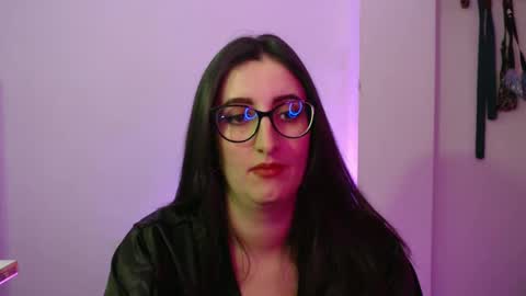Snapshot of victoria_riider chatting on 3, 10, 2025 Victoria online show from 3, 10, 2025