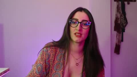 Snapshot of victoria_riider chatting on 11, 10, 2025 Victoria online show from 11, 10, 2025
