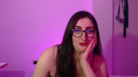 Victoria online show from 11, 11, 2025