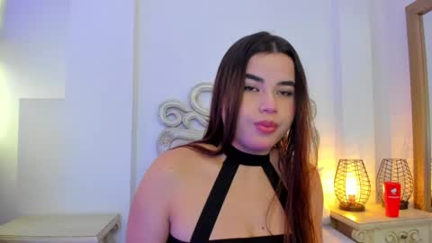 Snapshot of victoria_vallejo chatting on 7, 1, 2025 victoria online show from 7, 1, 2025