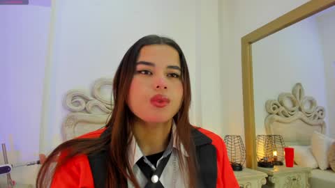 Snapshot of victoria_vallejo chatting on 18, 1, 2025 victoria online show from 18, 1, 2025
