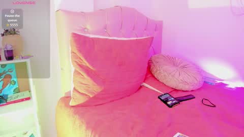 Snapshot of victoriablackfire chatting on 26, 10, 2025 Victoria online show from 26, 10, 2025