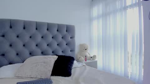 Victoria online show from 13, 9, 2025