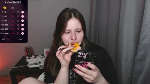 Snapshot of victoriassecrets_ chatting on 4, 4, 2026 victoriassecrets_ online show from 4, 4, 2026
