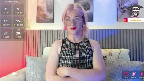 victoriastrom  online show from 14, 5, 2026
