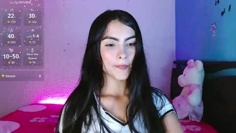 Snapshot of victoriia_henao_ chatting on 4, 2, 2026 victoriia_henao_ online show from 4, 2, 2026