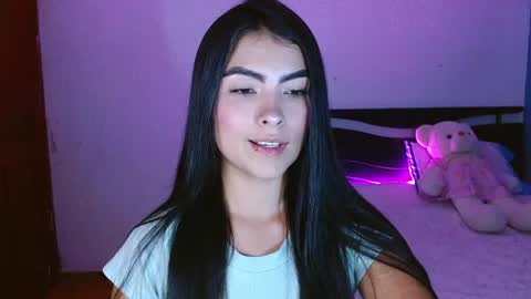Snapshot of victoriia_henao_ chatting on 16, 6, 2026 victoriia_henao_ online show from 16, 6, 2026