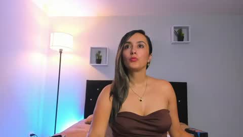 victoriia_rose_ online show from 23, 6, 2026