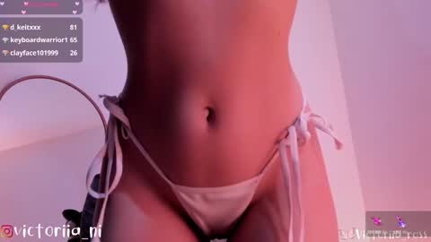 Snapshot of victoriia_ross chatting on 17, 2, 2025 Annie vic online show from 17, 2, 2025