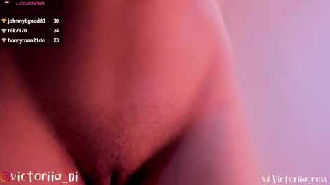 Snapshot of victoriia_ross chatting on 3, 3, 2025 Annie vic online show from 3, 3, 2025