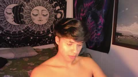 Snapshot of victorino_jhonson chatting on 8, 3, 2025 Victorino Jhonson online show from 8, 3, 2025